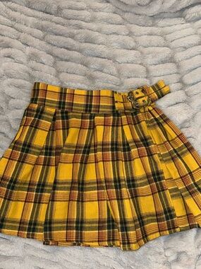 Yellow Plaid Pleated Mini Skirt with Buckle Waist